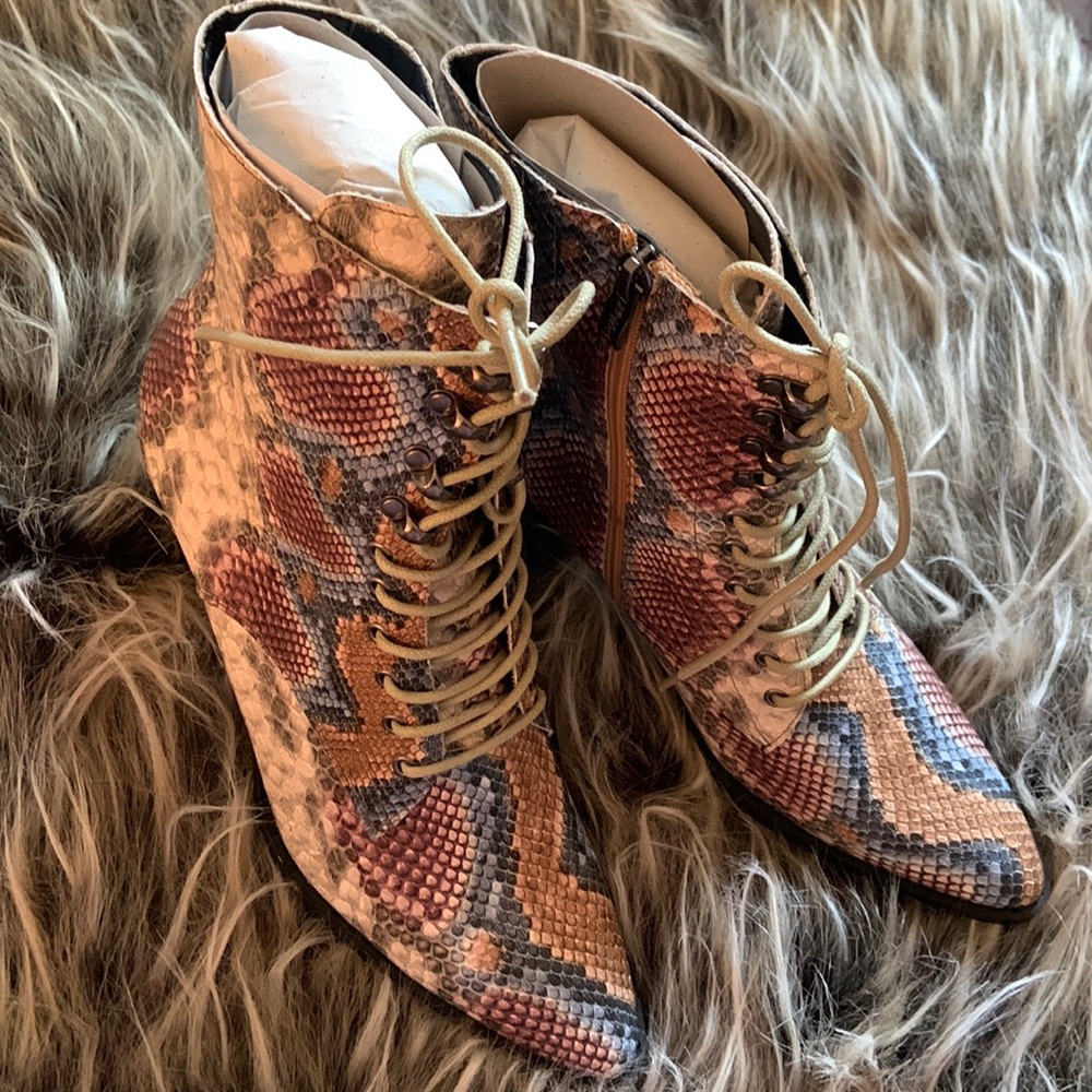 Brand New! Snakeskin Lace Up Bootie